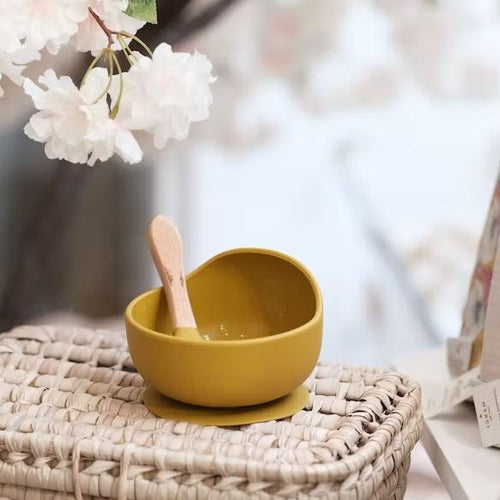 Bol et cuillère silicone moutarde - la cigogne de lily