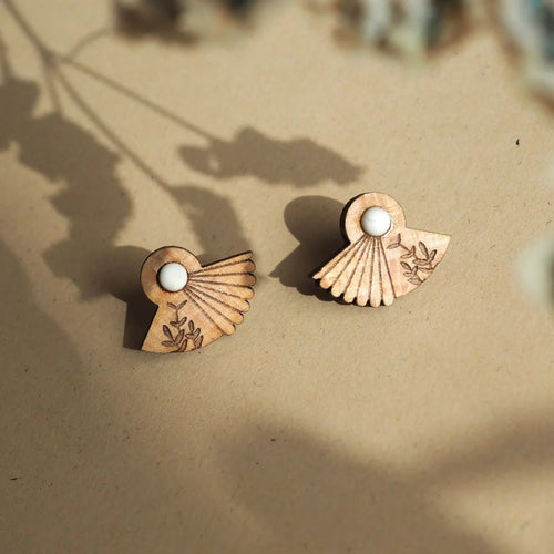 Boucles d'oreilles en bois fait main églantine - bewööd