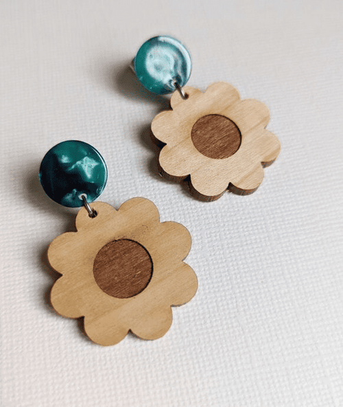 Boucles d'oreilles en bois fait main fleur - bewööd